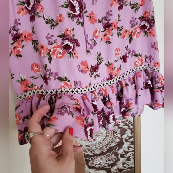 NWOT pretty petunia ruffled top - Picture 9 of 16